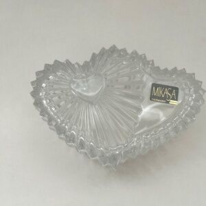VINTAGE MIKASA FOREVER LOVE TRINKET BOX NIB